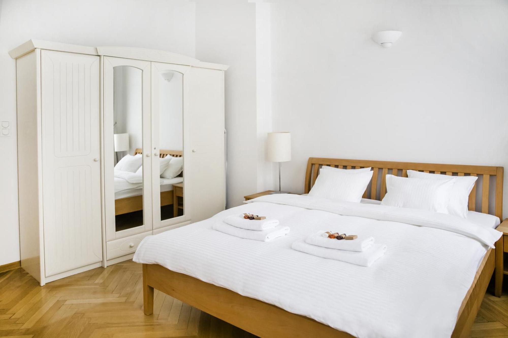 Roommate Apartments Boduena وارسو المظهر الخارجي الصورة